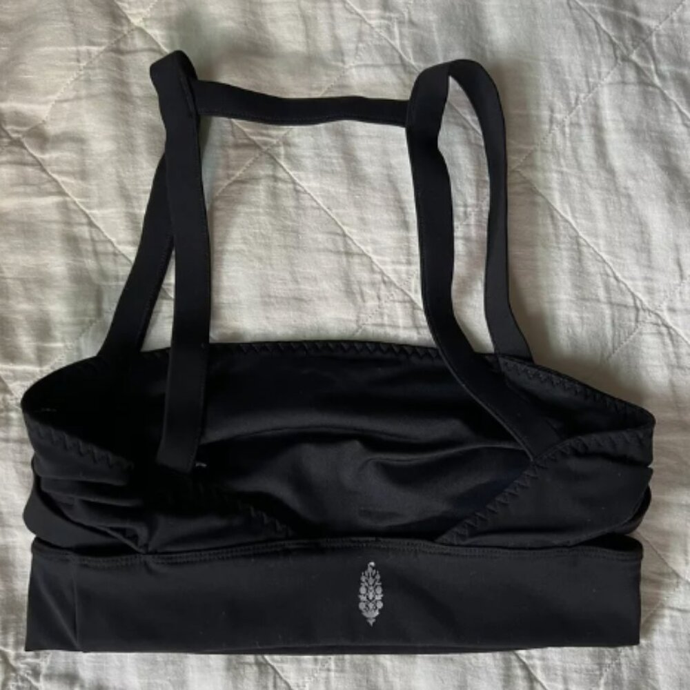 FP Movement Free People - Wave Rider Cut Out Square Neck Sports Bra | Black: Med - Picture 8 of 9